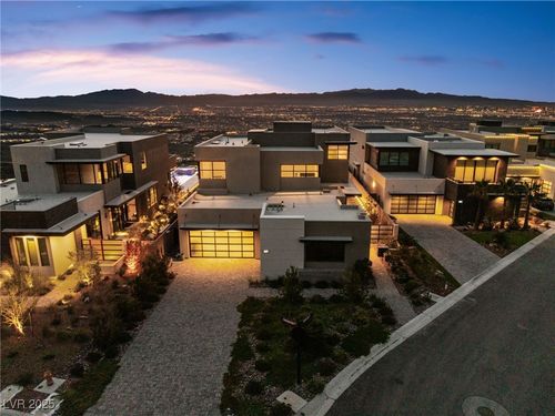569 Overlook Rim Dr, Henderson, NV, 89012-5862 | Card Image