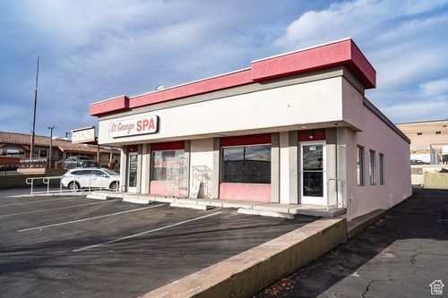 863 E Saint George Blvd, St George, UT, 84770-3037 | Card Image
