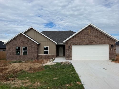 117 N Panther Ave, Farmington, AR, 72730-4038 | Card Image