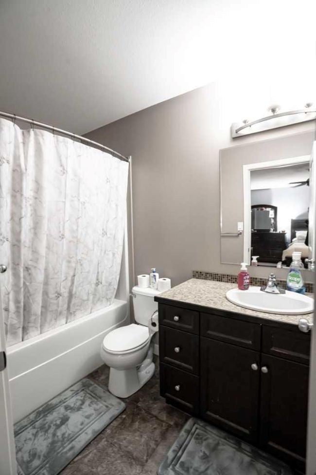 11307 91 St, Home with 3 bedrooms, 3 bathrooms and 3 parking in Peace River AB | Image 12