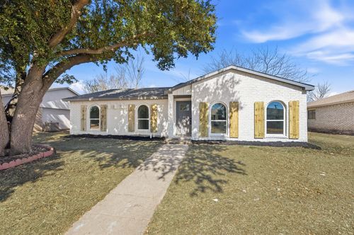 805 Cambridge Dr, Plano, TX, 75023-6803 | Card Image