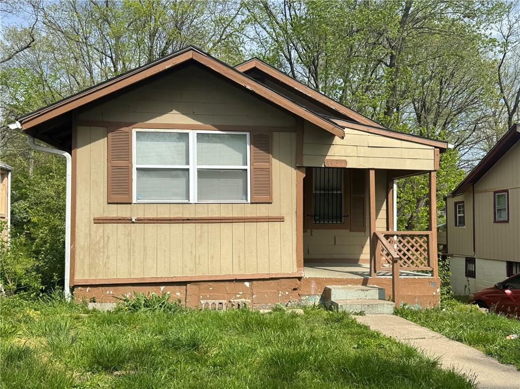 Norton Ave, Kansas City, MO 64130