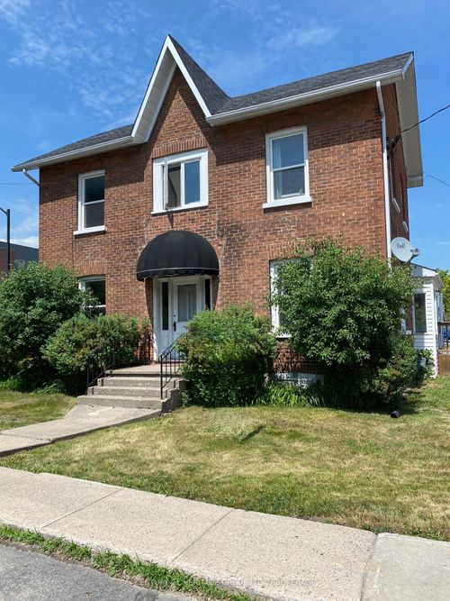 75 Robert St, Napanee, ON, K7R2M2 | Card Image