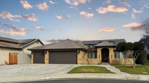 10808 Corbett Canyon Drive, Bakersfield, CA, 93312 | Card Image