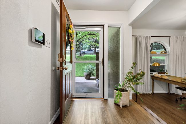 511 W Red Bird Ln, House other with 3 bedrooms, 2 bathrooms and null parking in Duncanville TX | Image 5