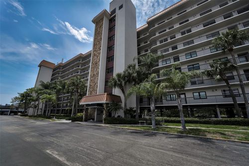303-5400 Park St. North, ST PETERSBURG, FL, 33709 | Card Image