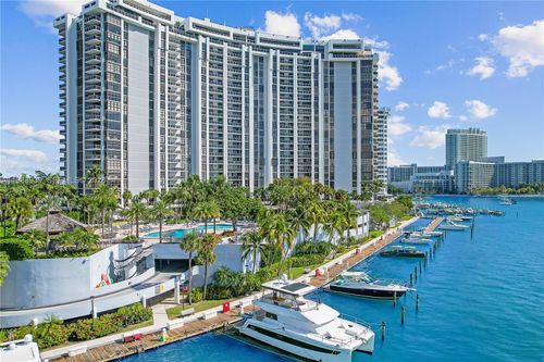 2410-9 Island Ave, Miami Beach, FL, 33139-1349 | Card Image