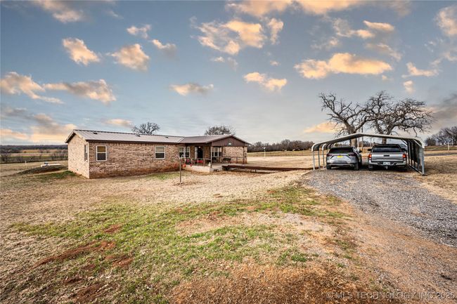 25209 E County Road 1730, House other with 4 bedrooms, 3 bathrooms and null parking in Elmore City OK | Image 5