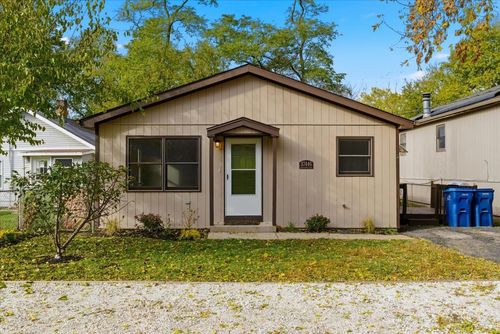 37446 E Park Ln, Lake Villa, IL, 60046-9173 | Card Image