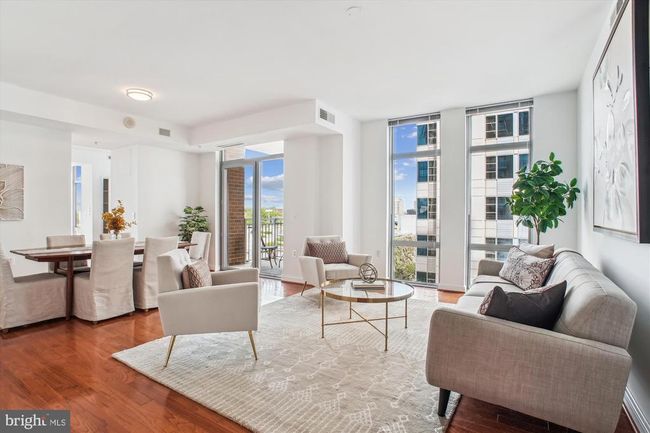UNIT-805 - 11990 Market St, Condo with 3 bedrooms, 2 bathrooms and null parking in RESTON VA | Image 5