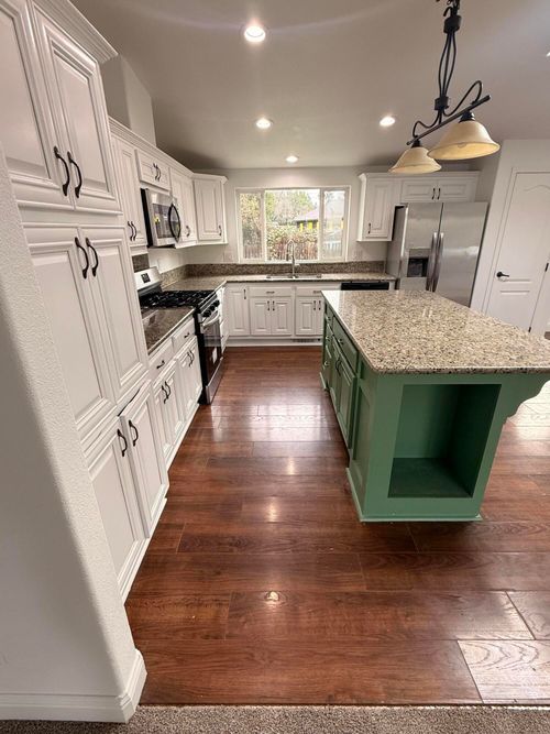 505 Par Ave, Redway, CA, 95560 | Card Image