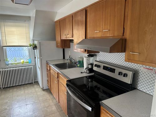 2-9 Dearman St, Irvington, NY, 10533-1721 | Card Image