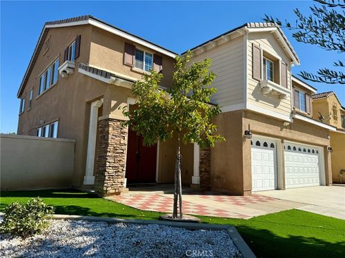 26810 Sugarite Canyon Dr, Moreno Valley, CA, 92555 | Card Image
