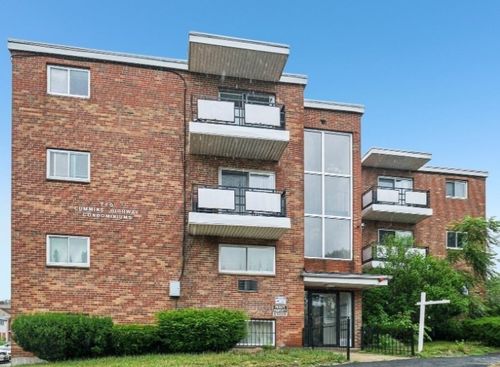 apt-11-770 Cummins Hwy, Boston, MA, 02126-1740 | Card Image