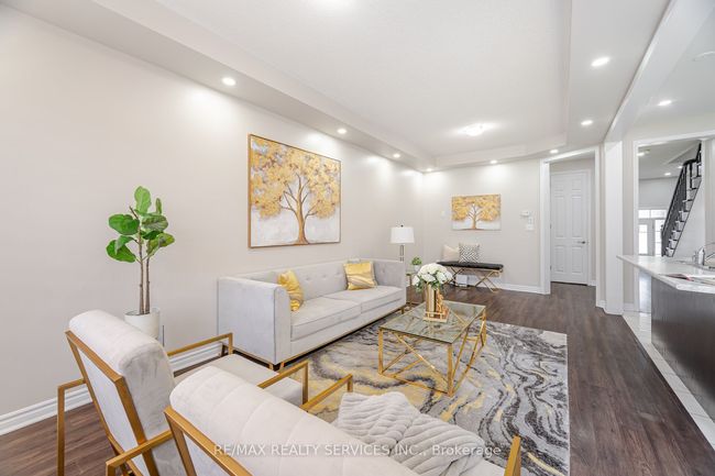 27 Phyllis Dr, House attached with 3 bedrooms, 3 bathrooms and 2 parking in Caledon ON | Image 9