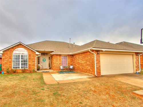 11712 Sw 7th St, Yukon, OK, 73099-6720 | Card Image