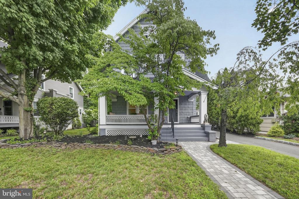 Residential in BOUND BROOK 5