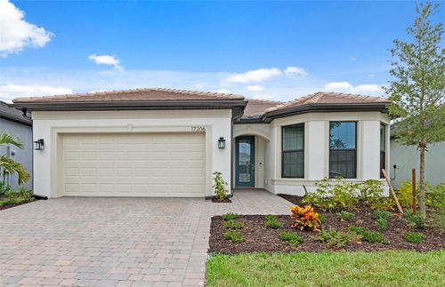 17117 Moonflower Dr, Venice, FL, 34293-7956 | Card Image