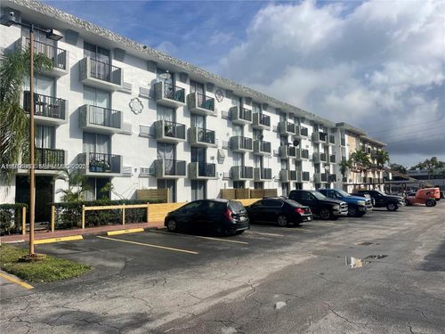 109-16450 Nw 2nd Ave, Miami, FL, 33169-6015 | Card Image