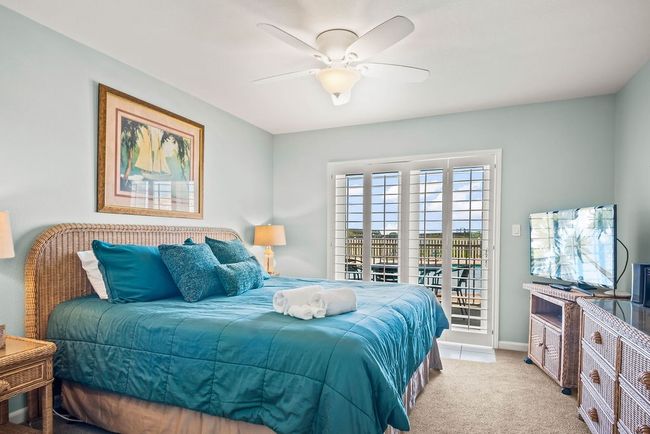 1004 - 5495 State Highway 361, Condo with 2 bedrooms, 2 bathrooms and null parking in Port Aransas TX | Image 12