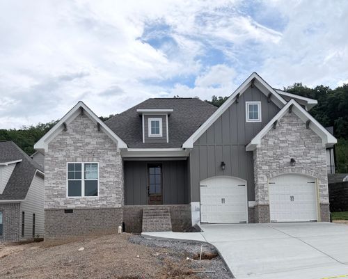 9888 Trestle Cir, Ooltewah, TN, 37363-1451 | Card Image