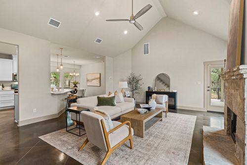 112 Twin Creek Cir, Dripping Springs, TX, 78620-3021 | Card Image