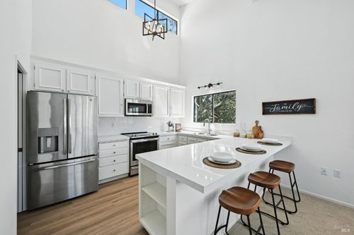 351 El Faisan Dr, San Rafael, CA, 94903-4515 | Card Image