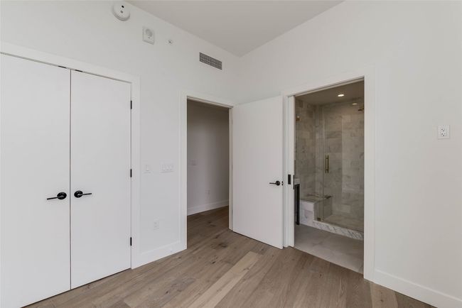 APT-2002 - 70 Rainey St, Condo with 2 bedrooms, 2 bathrooms and 2 parking in Austin TX | Image 9
