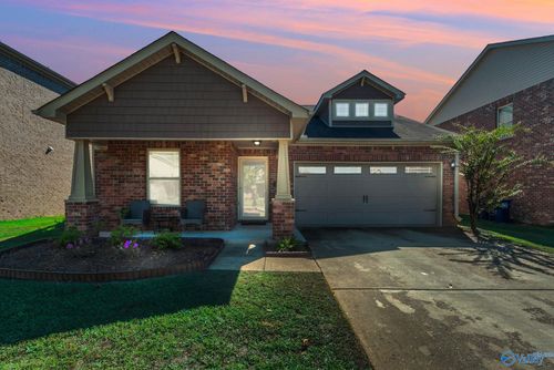 505 Maple Cove Ln Nw, Madison, AL, 35757-7951 | Card Image