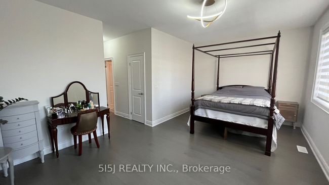 3236 Post Rd, House attached with 3 bedrooms, 3 bathrooms and 1 parking in Oakville ON | Image 20