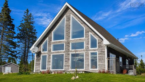 828 Little Liscomb Road, Little Liscomb, NS, B0J2A0 | Card Image