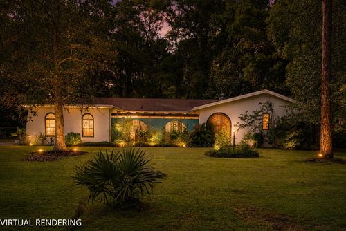 111 W Johnston St, Summerville, SC, 29483-4204 | Card Image