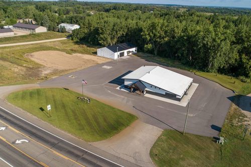 3327 E Fir Ave, Fergus Falls, MN, 56537-4514 | Card Image