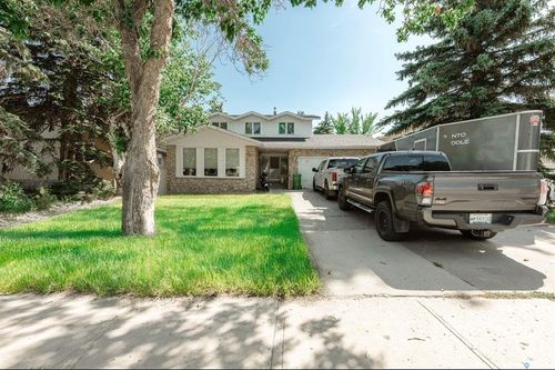 55 University Park Dr, Regina, SK, S4V0E1 | Card Image