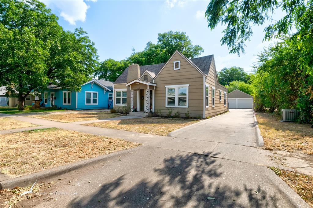 Vine St, Abilene, TX 79602