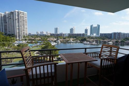 226-500 Three Islands Blvd, Hallandale Beach, FL, 33009-2802 | Card Image