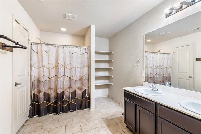 The primary bathroom | Image 22