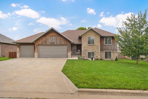 1465 S Appomattox Ave, Republic, MO, 65738-7801 | Card Image