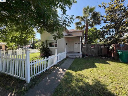 344 Blain Ave, Stockton, CA, 95204-4505 | Card Image