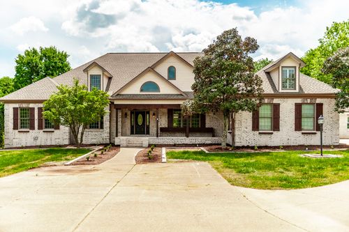 1205 Sequoya Trl, Columbia, TN, 38401-8410 | Card Image