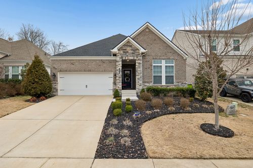 206 Woodhall Ct, White House, TN, 37188-2942 | Card Image
