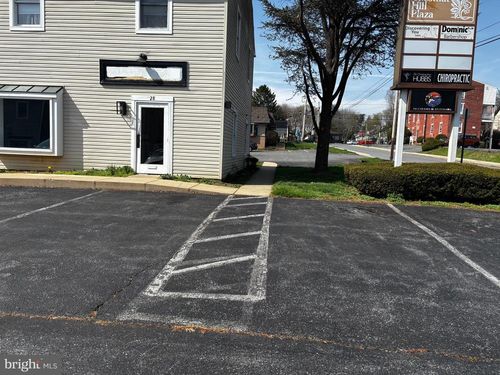 28 S Prince St, MILLERSVILLE, PA, 17551-1900 | Card Image