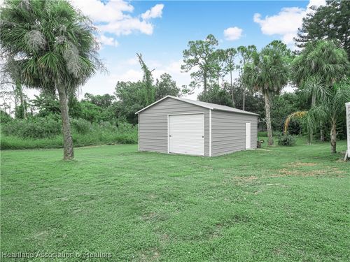 212 Phantasy Ave, Lake Placid, FL, 33852-8796 | Card Image