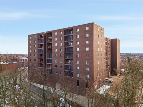 apt-501-5600 Munhall Rd, Squirrel Hill, PA, 15217-2047 | Card Image