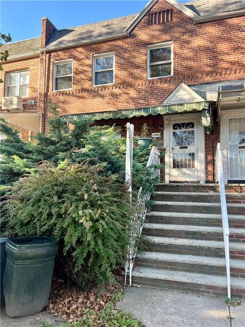 1746 Gerritsen Ave, Brooklyn, NY, 11229-2613 | Card Image