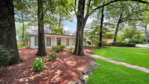 2266 Wickerwood Cv, Memphis, TN, 38119-6519 | Card Image