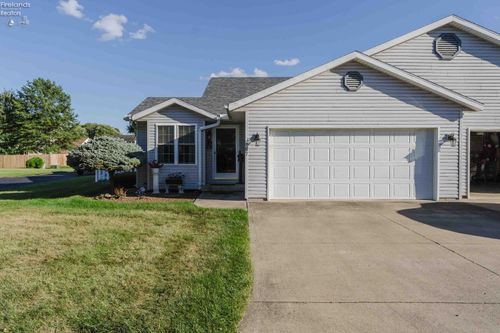 167 Excalibur Ln, Clyde, OH, 43410-1487 | Card Image