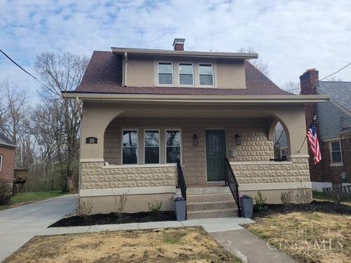 26 Chestnut Ave, Wyoming, OH, 45215-2106 | Card Image