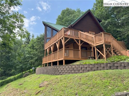 407 Indian Springs Run, Boone, NC, 28607-9580 | Card Image