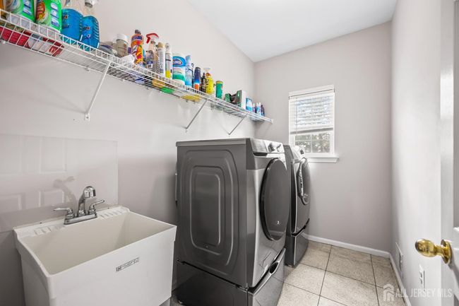 1004 Antoinette Dr, House other with 5 bedrooms, 3 bathrooms and null parking in Monroe NJ | Image 16